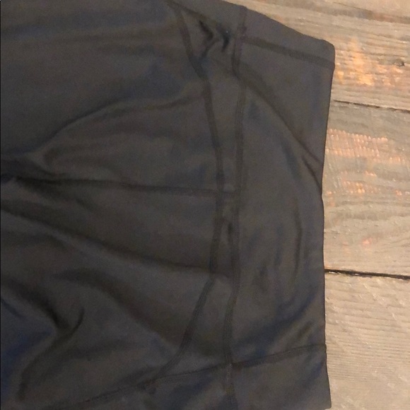 Black workout pants. Size Small - Picture 4 of 5